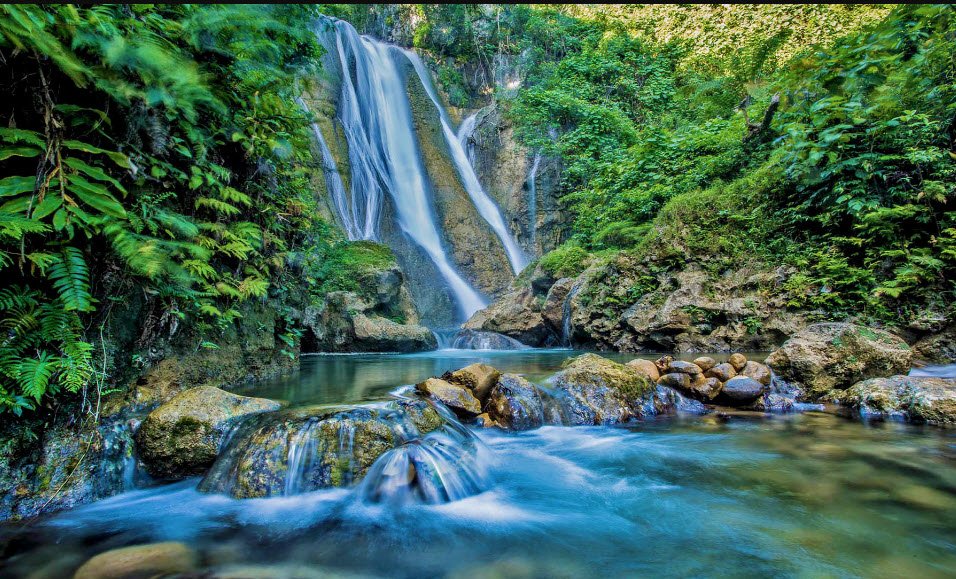 Mount Tabwemasana, Espiritu Santo Island, Vanuatu